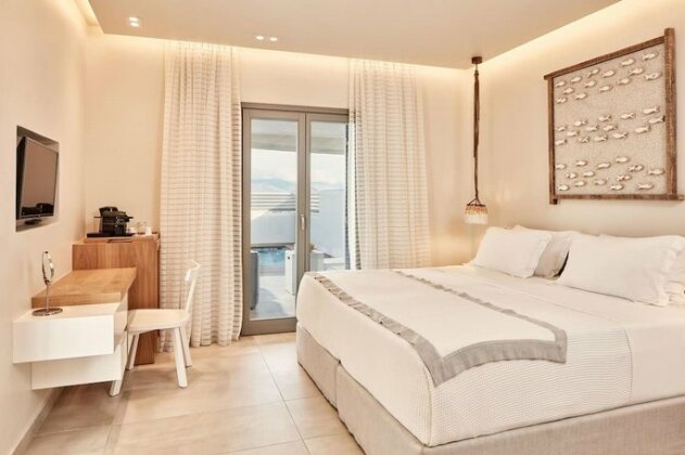 18 Grapes Hotel - Photo4