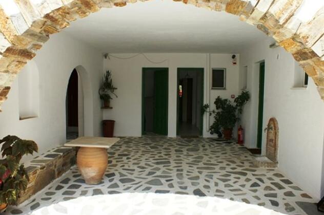 Annita's Village Hotel - Photo3