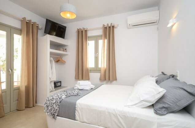 Aphrodite Luxury Apartments - Photo4