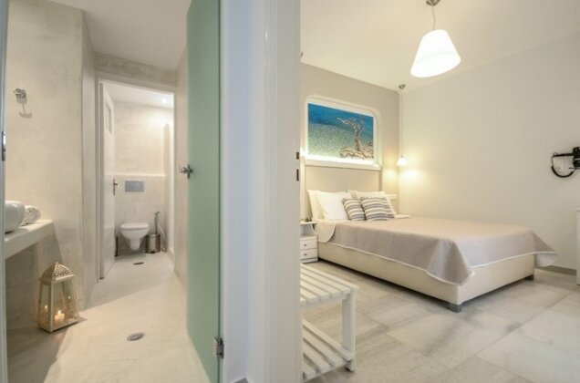 Birikos Studios & Apartments - Photo3