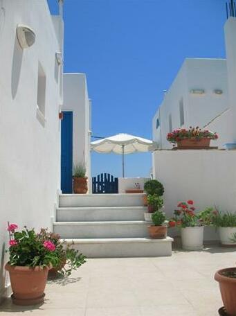 Deep Blue Naxos Island - Photo3