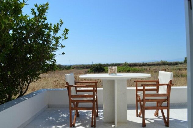 Just Like Home Naxos Island - Photo2