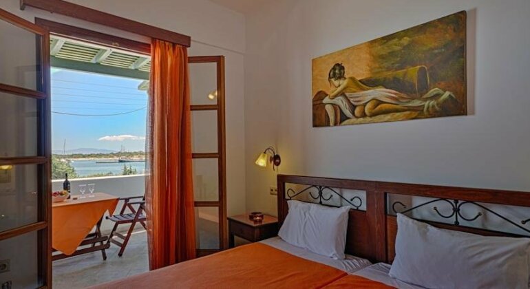 Margaritis Apartments - Photo2