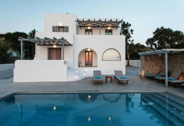 Naxos Infinity Villa and Suites