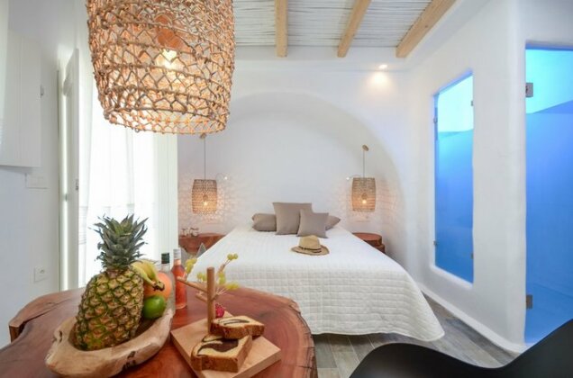 Naxos Island Escape Suites - Photo2