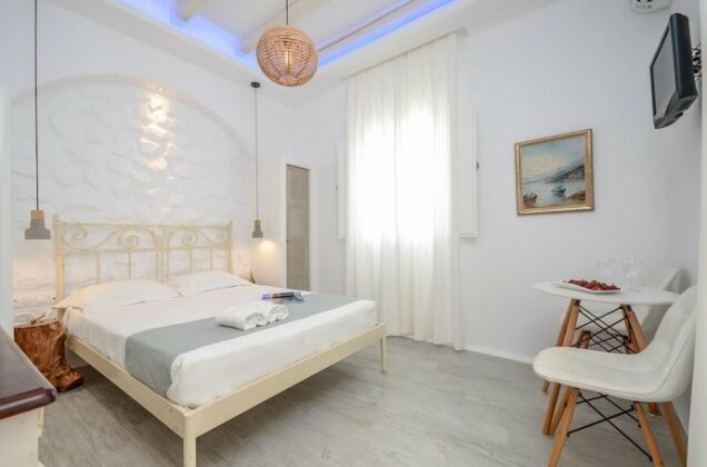 Valena Mare Suites & Apartments - Photo3