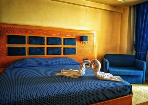Aegean Blue Beach Hotel - Photo3