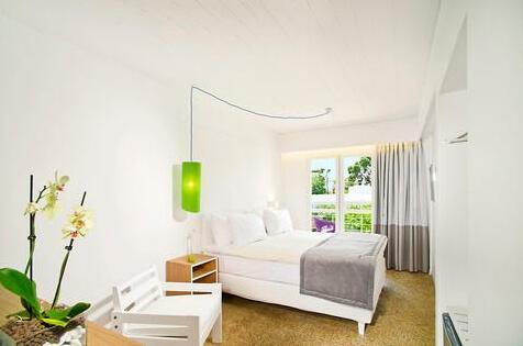 Marathon Beach Resort - Photo2