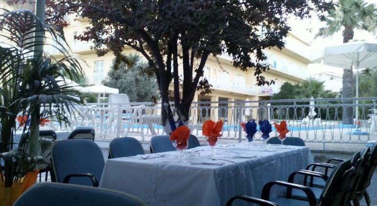 Nireus Hotel - Photo2