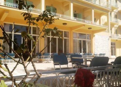 Nireus Hotel - Photo4