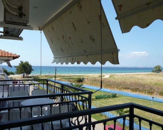 Dionisos Apartments - Photo2