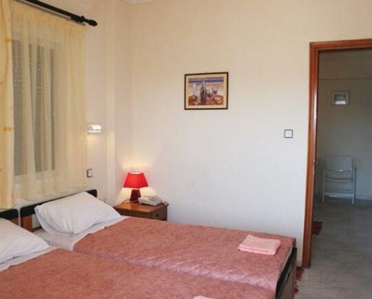Dionisos Apartments - Photo3