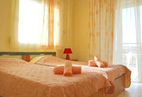 Dionisos Apartments - Photo4
