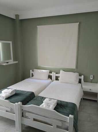 Dionisos Elia - Photo5