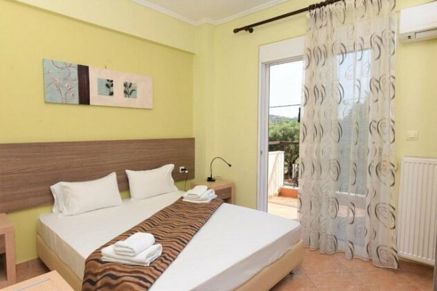 Eleonas Apartments Nea Moudania - Photo4