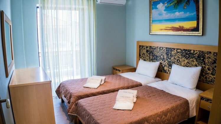 Milonas House Apartments - Photo5