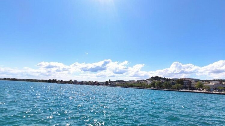 Beach Front Apartment Nea Politeia - Photo4