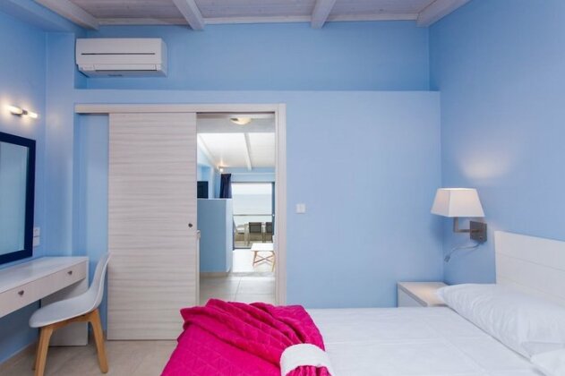 Elpiniki Luxury Apartments - Photo5