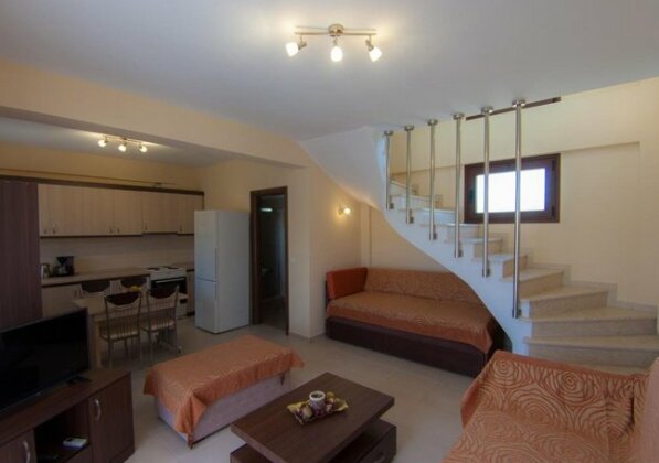 Ianthi Maisonettes - Photo2