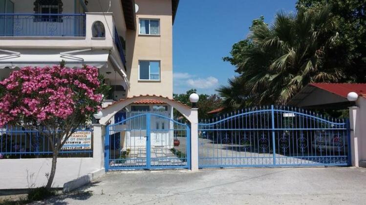 Tsolakis Apartments