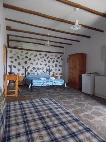 Helios Land - Photo3