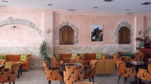 Hotel Papagalos - Photo3
