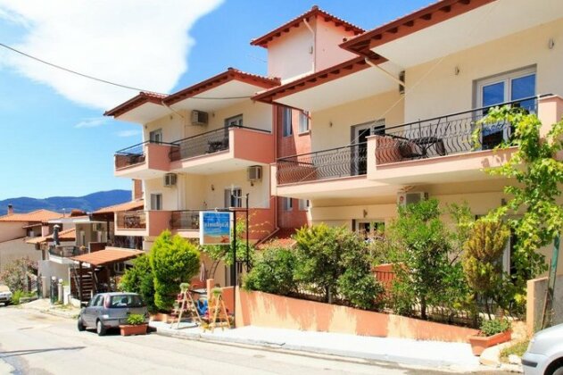 Kaplanis House