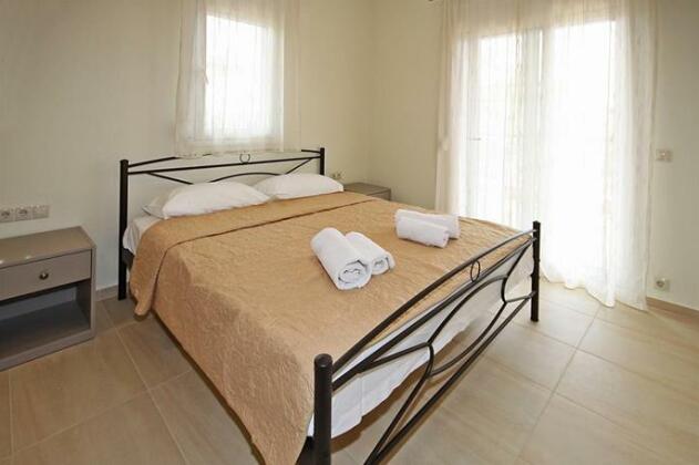 Olive Village Neos Marmaras - Photo2