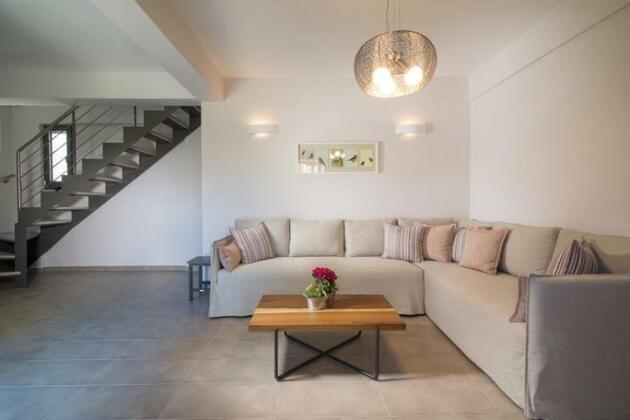 Paradise Maisonettes - Photo2