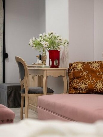 Pela Veranda Exquisite Suites - Photo3