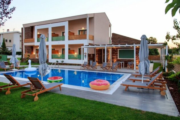 Alegria Suites - Photo2