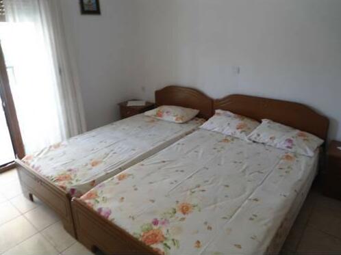 Doukas Studios & Apartments - Photo4