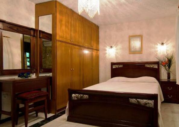 Maria Elena Villas - Photo2