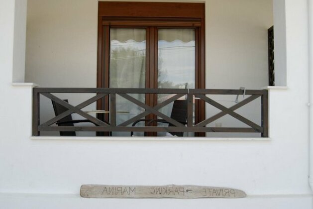 Marina Hotel - Photo2