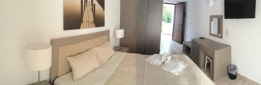 Marina Hotel - Photo3