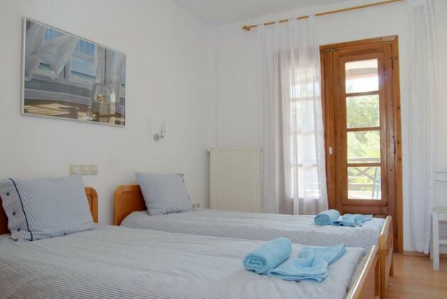 Marina Hotel - Photo4