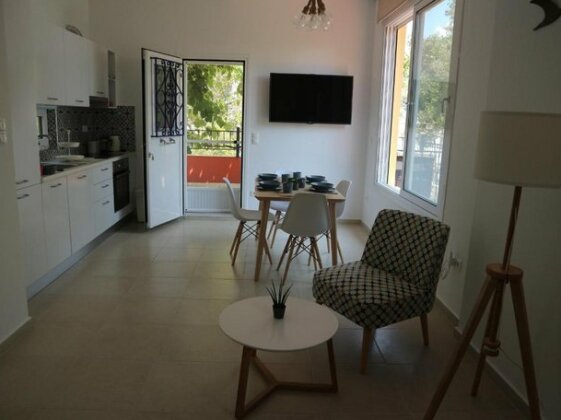 Seafront Loft in Akti Elia - Photo5