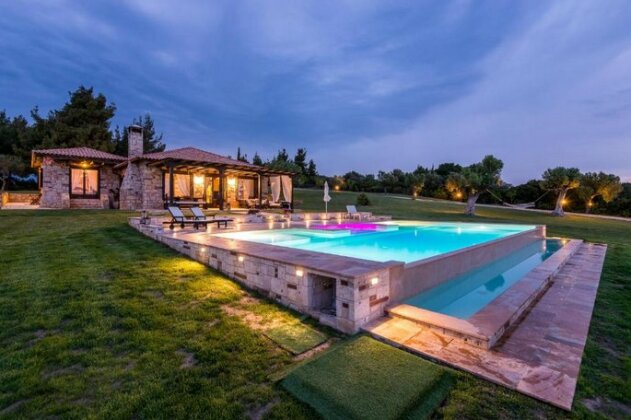 Sithonian Blue Royal Villa - Photo2