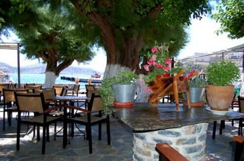 Patras Apartments - Photo4
