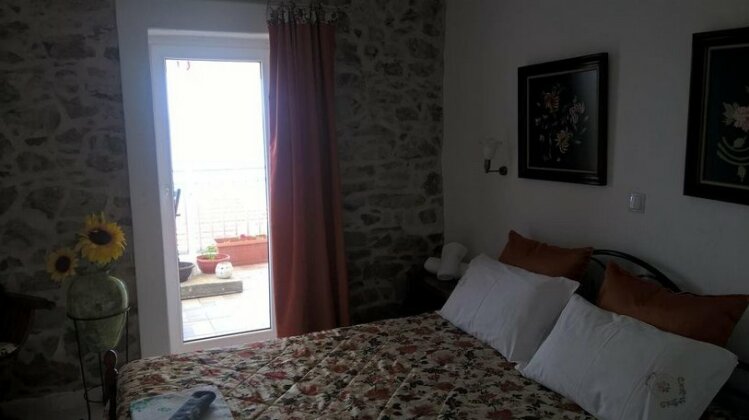 Villa Elli - Photo2
