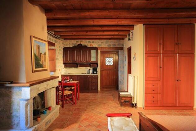 Akrolithi - Photo3