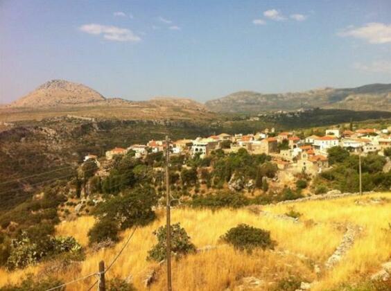 Alevra's Tower - Photo4