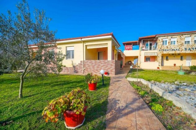 Kargas Apartments - Photo5
