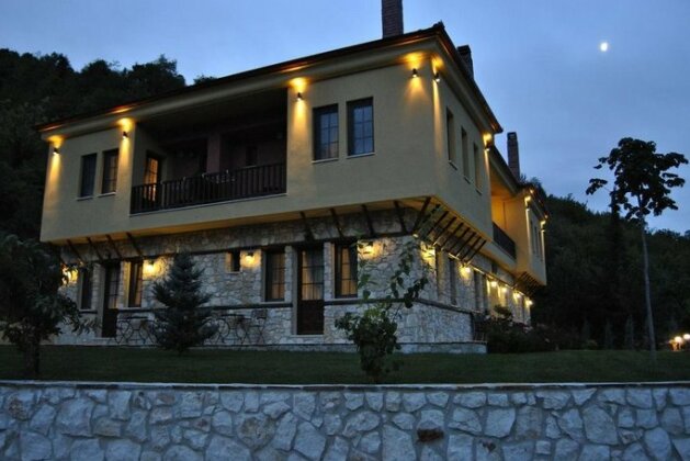 Photo 4