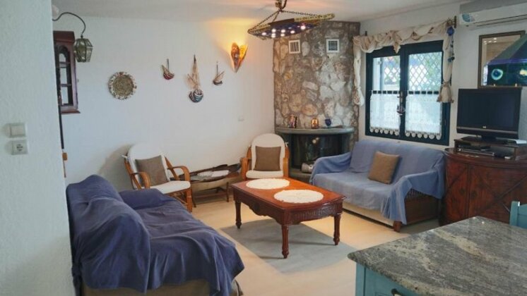 Michaela's Houses - Photo2