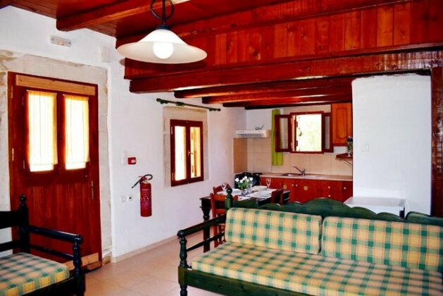 VIOLA SUITES VILLA 2 with shared pool - Photo3
