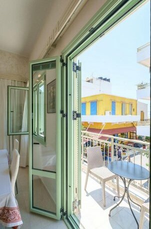 Flat at Heart of Paleochora - Photo4