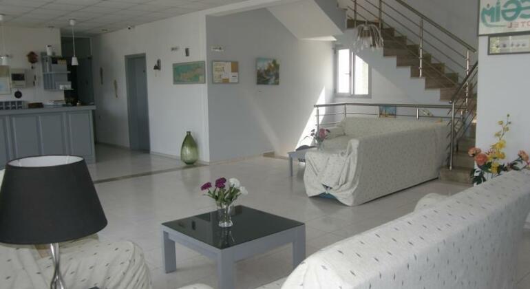 Megim Hotel - Photo3