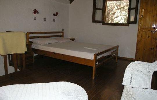 Olive Tree Cottages - Photo3