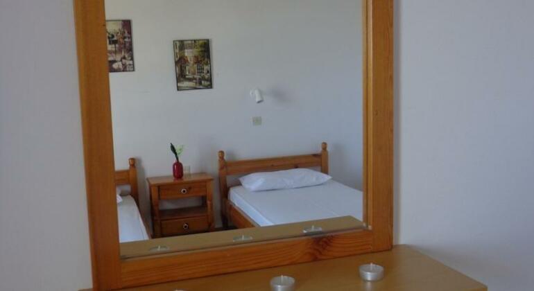 Soula Apartments & Studios - Photo2